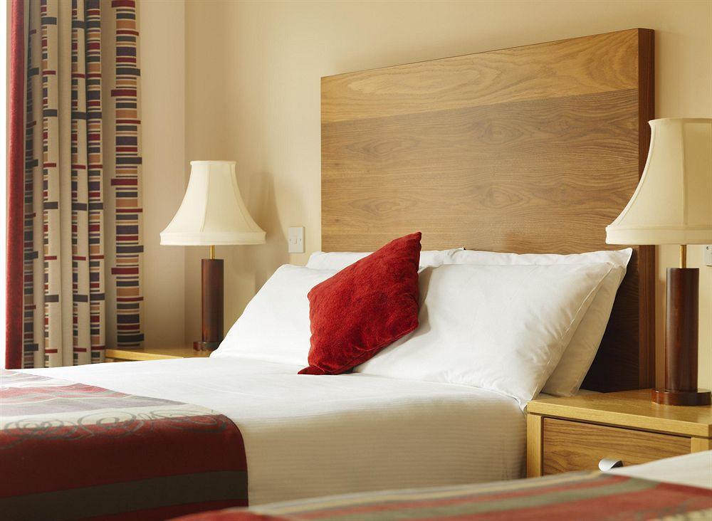 Maldron Hotel & Leisure Centre, Oranmore Galway Szoba fotó